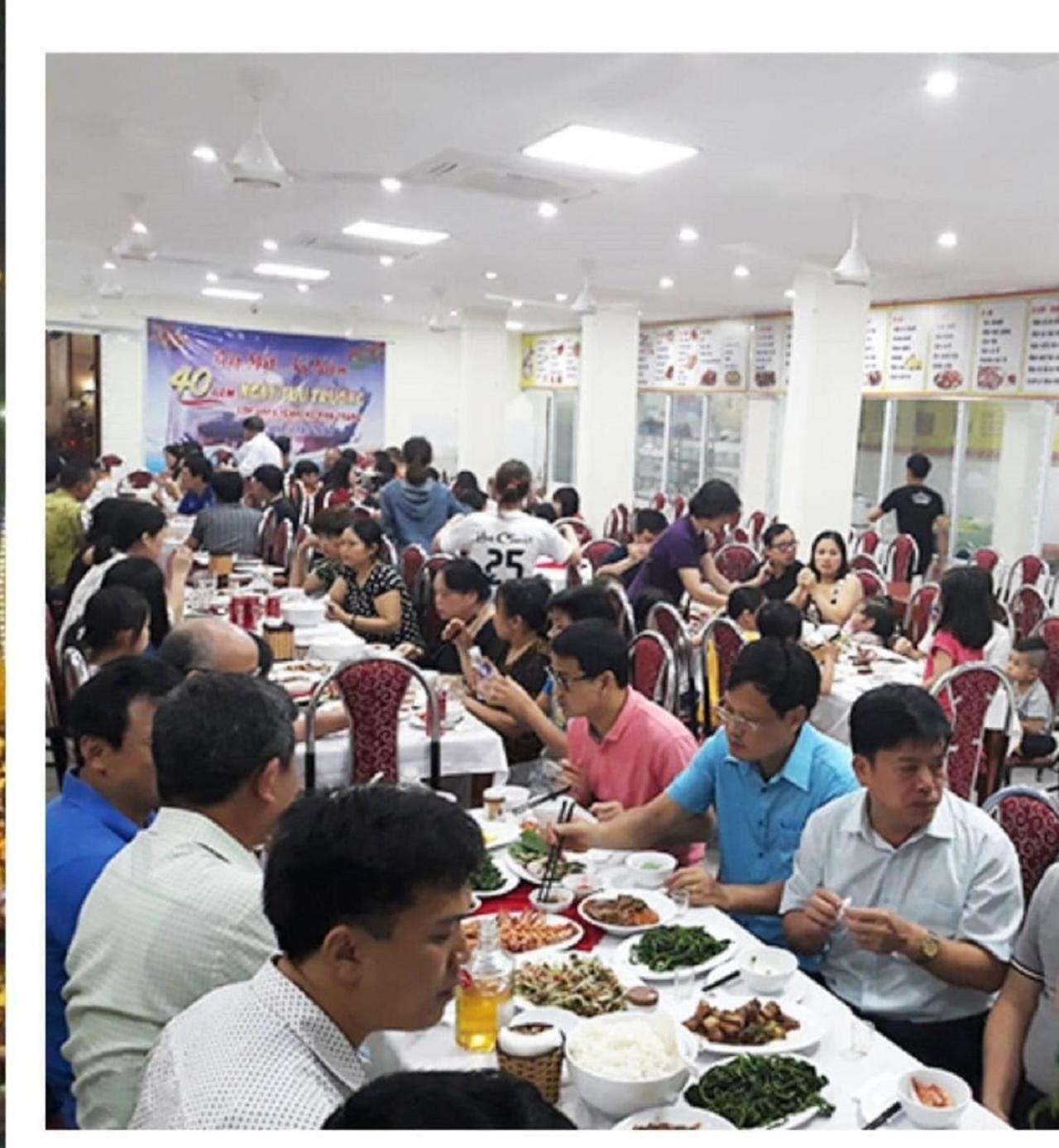 Khach San Vien Dong Hotell Cửa Lò Exteriör bild