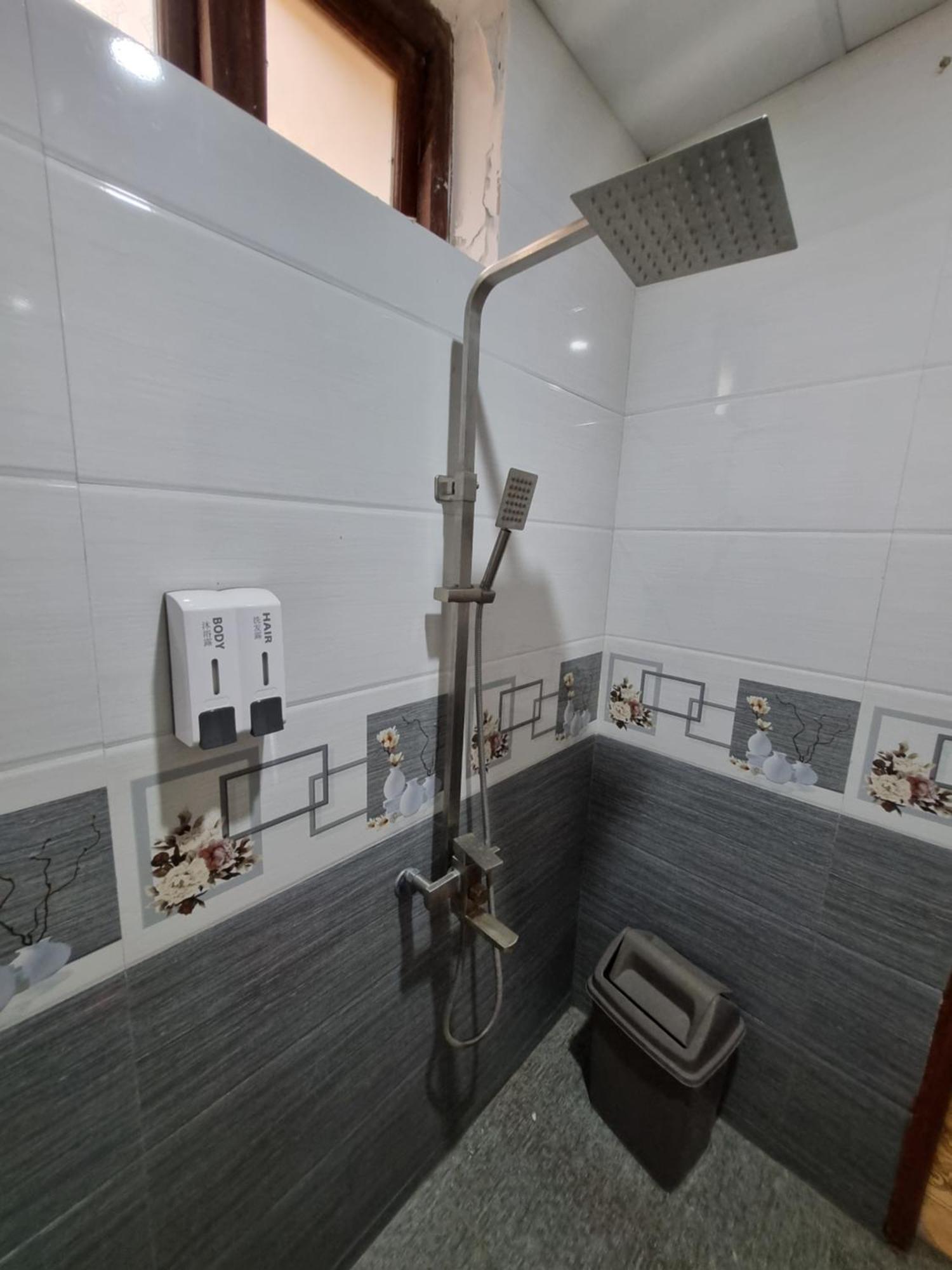 Khach San Vien Dong Hotell Cửa Lò Exteriör bild
